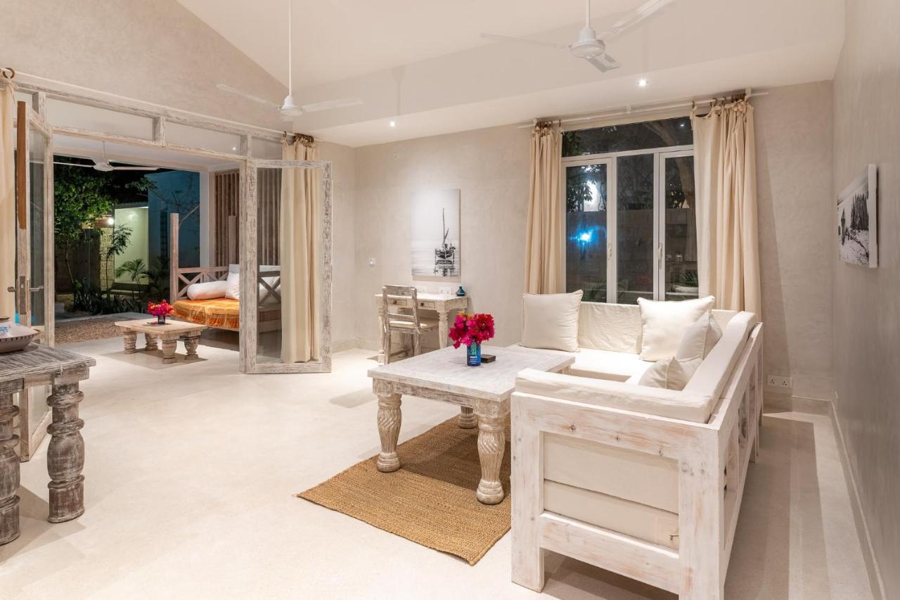 Saffron Villas 디아니 해변 외부 사진